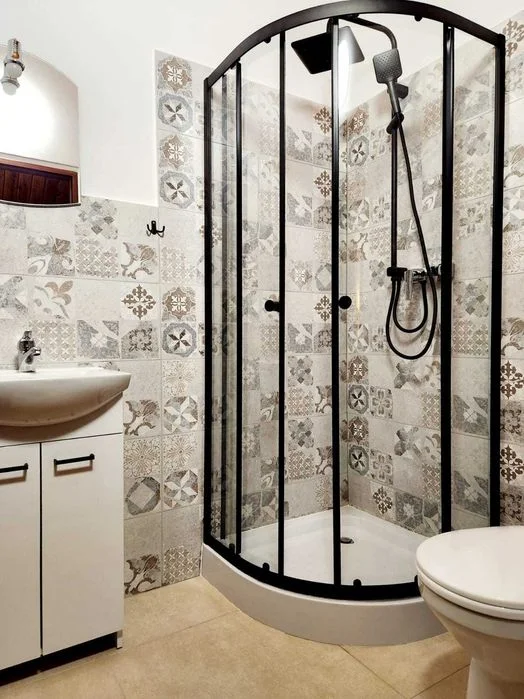 Pokoje w dobrym standardzie w nowym hostelu – zdjęcie 2