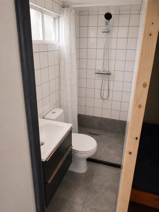 Domek letniskowy klimatyzowany nad jeziorem z linią brzegową Kaszuby – zdjęcie 7
