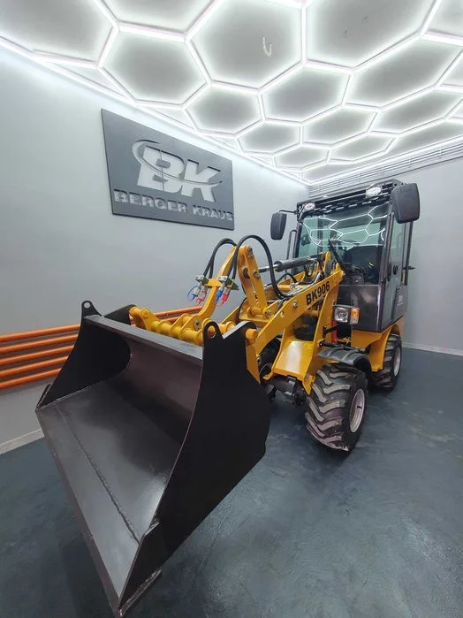 Ładowarka kołowa z kabiną Berger Kraus BK906 silnik Perkins Euro 5
