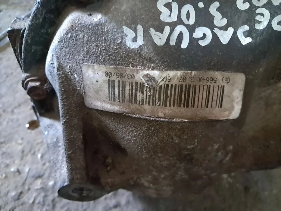 Jaguar S-Type 3.0 Benzyna Most tylny Dyfer – zdjęcie 2