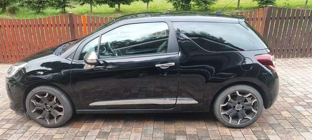DS Automobiles DS 3 DS 3 1.2 110 KM – Black Line – Skóra – LED Vision – Navi – 17" – zdjęcie 4