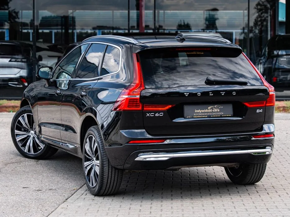 Volvo XC 60 ULTRA*High-BEAM LeD*ACC*Lane*H&K*Kamera*BLiS*4x CLiMA*Head-UP*Panorama – zdjęcie 4
