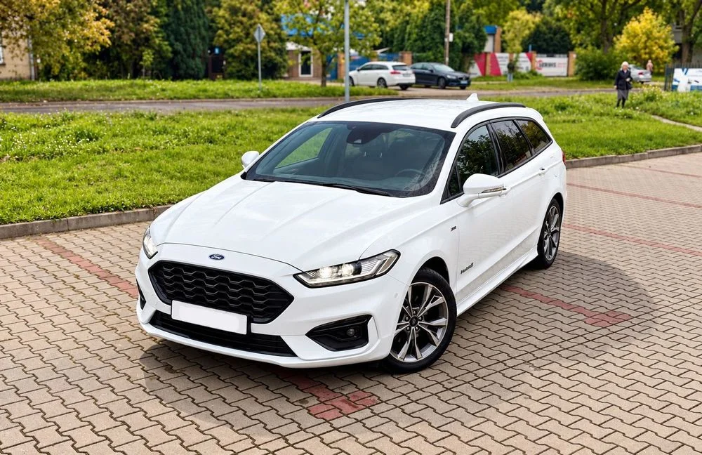 Ford Mondeo SW ŚLICZNY FORD Mondeo Hybryda St Line Carplay – zdjęcie 2