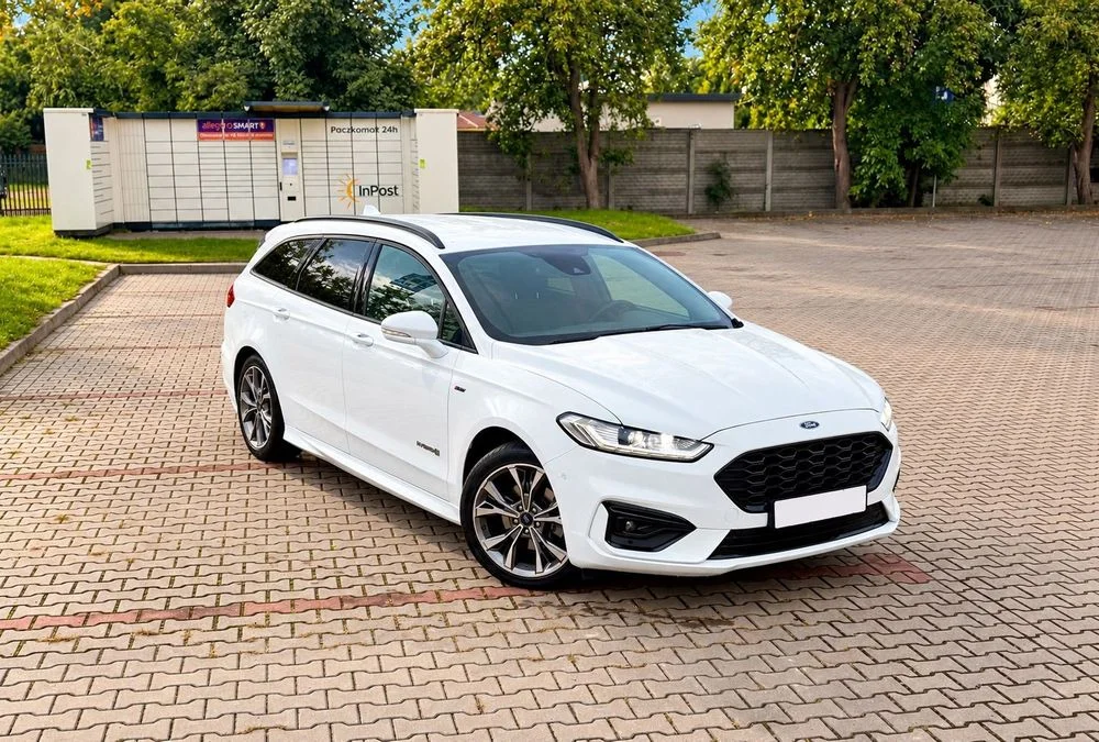 Ford Mondeo SW ŚLICZNY FORD Mondeo Hybryda St Line Carplay