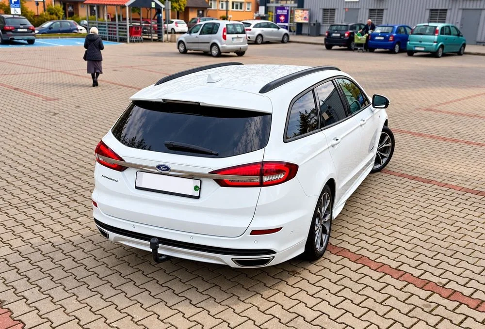 Ford Mondeo SW ŚLICZNY FORD Mondeo Hybryda St Line Carplay – zdjęcie 5