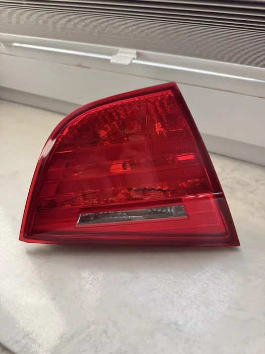 Lampa w klapę lewa tył Bmw e90 lift lci