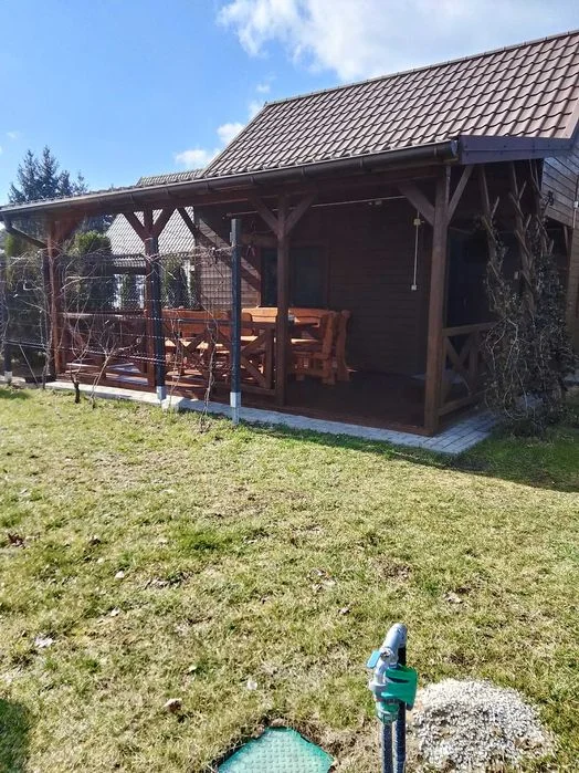 Domek nad jeziorem – zdjęcie 2