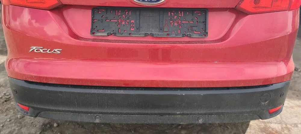 FORD FOCUS MK3 III 11r KOMBI PAS TYLNY WANNA DUPA TYŁ UB