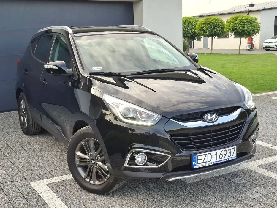 Hyundai ix35 LIFT LEDY KEYLESS NAVI kamera 4 podgrz. fotele klimatronik półskóra – zdjęcie 2