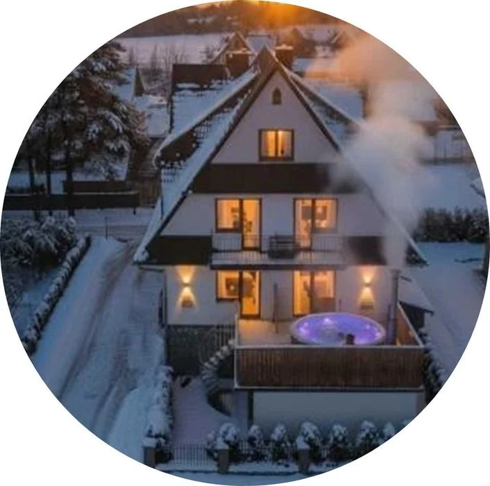 Domek na 20 osób na wyłączność jacuzzi & sauna Willa na imprezę + Cat – zdjęcie 2