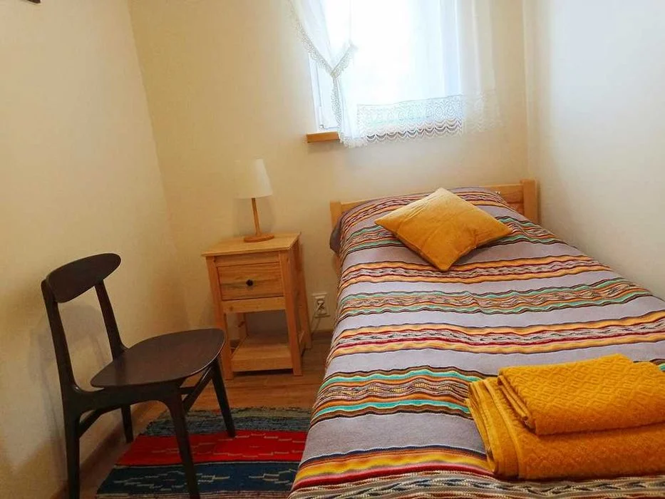 Gościnny Stary Dom - noclegi, pokoje gościnne – zdjęcie 9