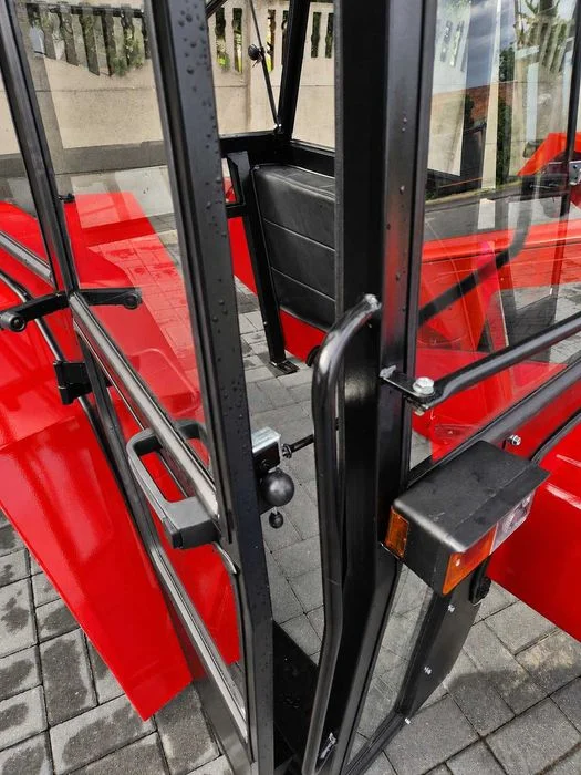 Kabina C360 C330 URSUS C-360 C-330 kabina ciągnikowa TRANSPORT cała Polska PROMOCJA ! – zdjęcie 2