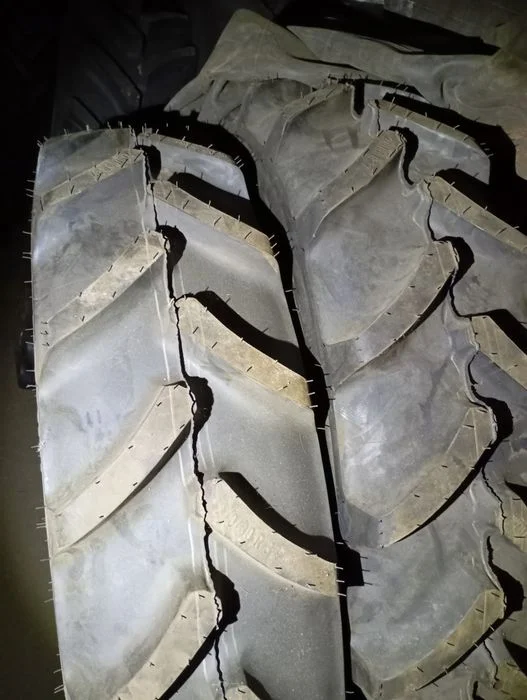 Koła wąskie 270/80r32 300/95r42 New Holland 150cm T5060 tl90 TL100 T5050 T5070 do międzyrzędzi w ziemniaki kukurydzę Case JXU 95 105 – zdjęcie 10