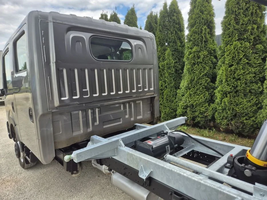 Nissan Cabstar NT400/ 2.5 140KM/Brygadówka/ Doka wywrotka 3-str/Nowy Kiper 3.4m/ Klima/ 119tys/ Sprowadzony/TOP! – zdjęcie 4