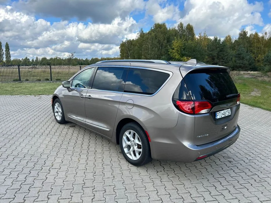 Chrysler Pacifica Chrysler Pacifica Turing L Plus .Zarejestrowana w bardzo dobrym stanie – zdjęcie 5