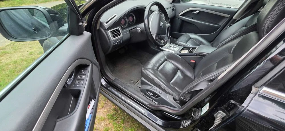 Volvo Xc 70 super ŁOŚ. 163KM, grzane fotele, skóra, ksenon, bluetooth i różne takie. – zdjęcie 6