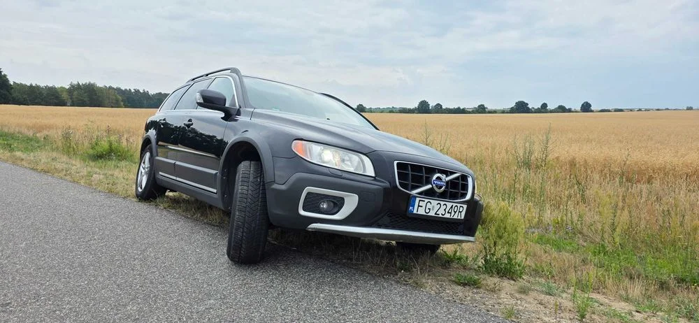 Volvo Xc 70 super ŁOŚ. 163KM, grzane fotele, skóra, ksenon, bluetooth i różne takie. – zdjęcie 2