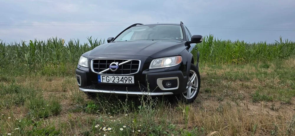 Volvo Xc 70 super ŁOŚ. 163KM, grzane fotele, skóra, ksenon, bluetooth i różne takie.