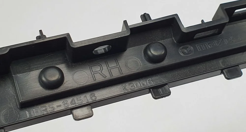 Uchwyt Wspornik Podłokietnika Mazda Cx-30 Dfr564516 – zdjęcie 3