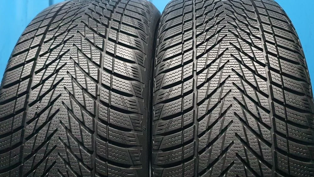 255/45 R18 Sprzedam Goodyear UltraGrip Performance 3 ! Zima ! Rok 2023 – zdjęcie 2