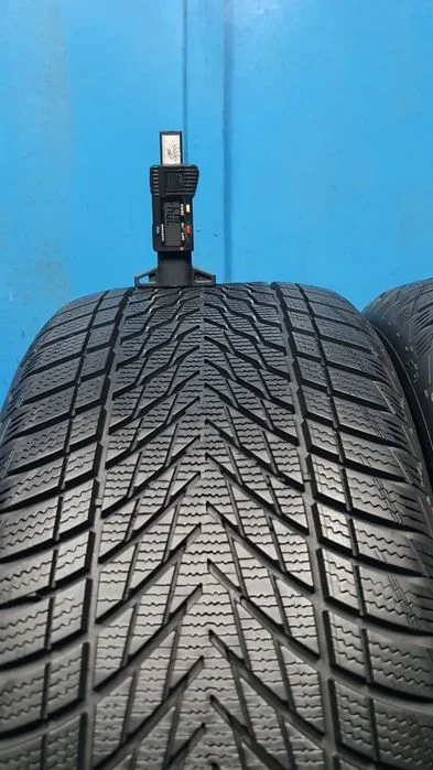 255/45 R18 Sprzedam Goodyear UltraGrip Performance 3 ! Zima ! Rok 2023 – zdjęcie 6