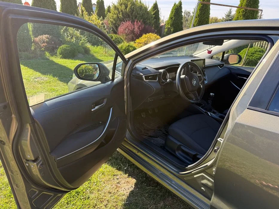 Toyota Corolla Toyota Corolla sedan drugi właściciel 64000 Netto – zdjęcie 7
