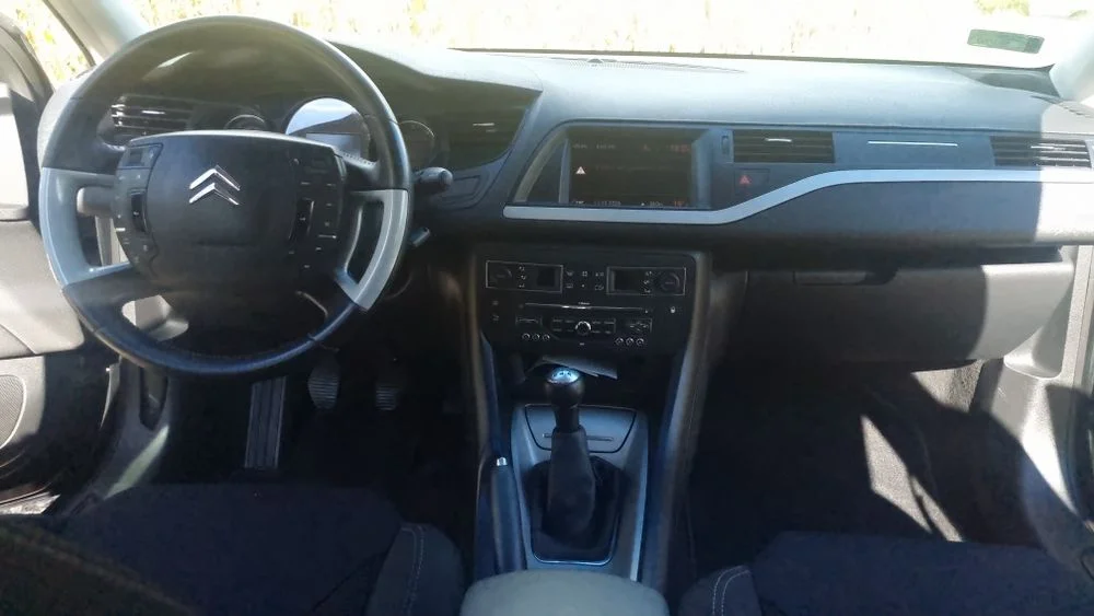 Citroen c5 X7 kolor czarna perła – zdjęcie 5