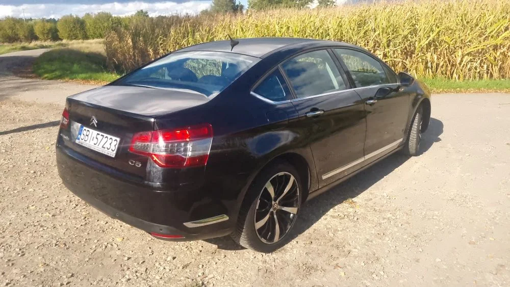 Citroen c5 X7 kolor czarna perła – zdjęcie 2