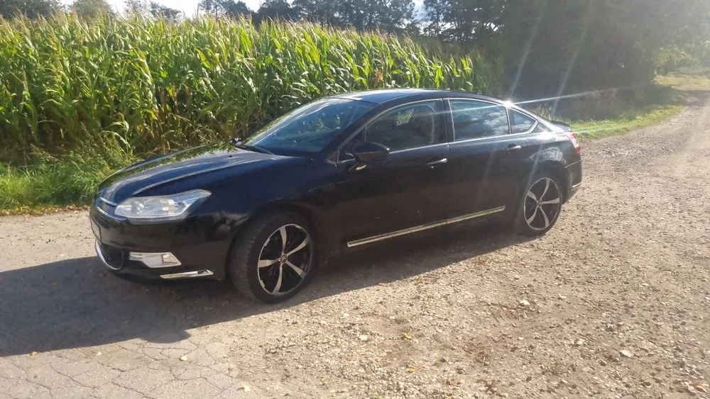 Citroen c5 X7 kolor czarna perła