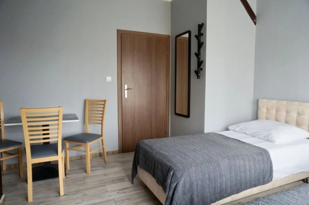 Poznan – Tanie Noclegi pracownicze – pokoje wynajem – dom – kwatery od 35zł – zdjęcie 4
