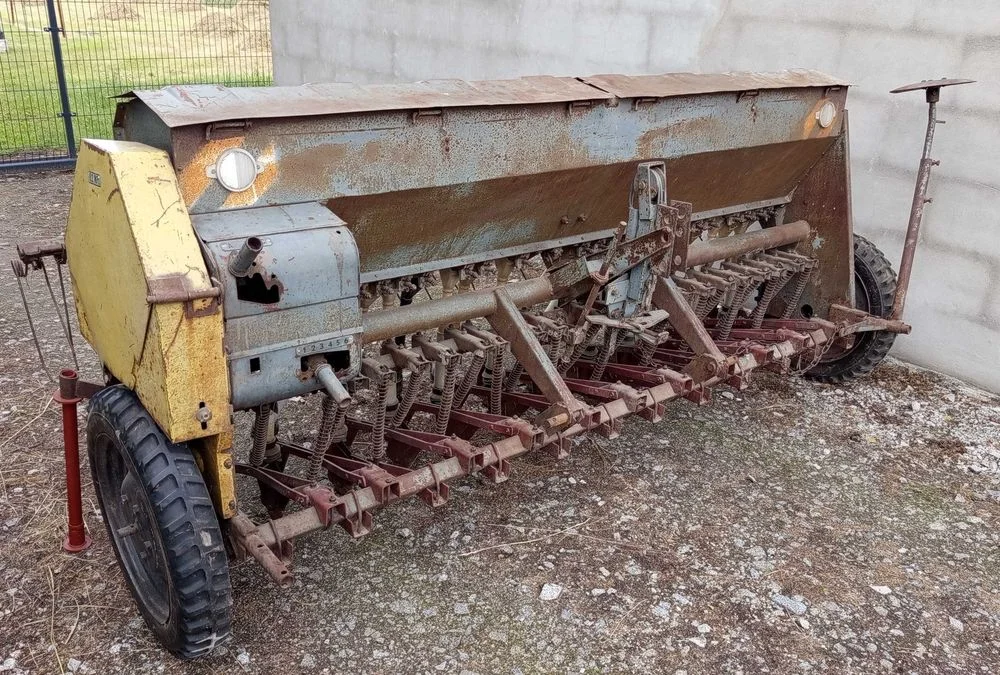 Siewnik zbożowy Poznaniak 2.7 m