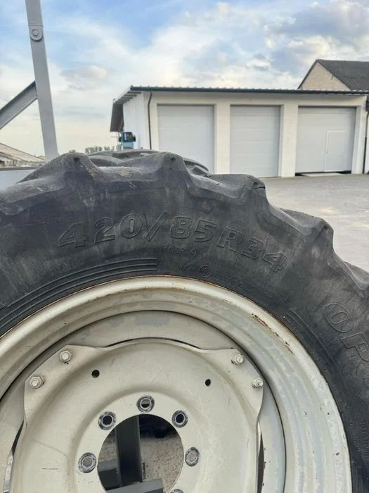 Koła Valtra Fendt MF John Deree 380/70R24 i 420/85R34 – zdjęcie 8