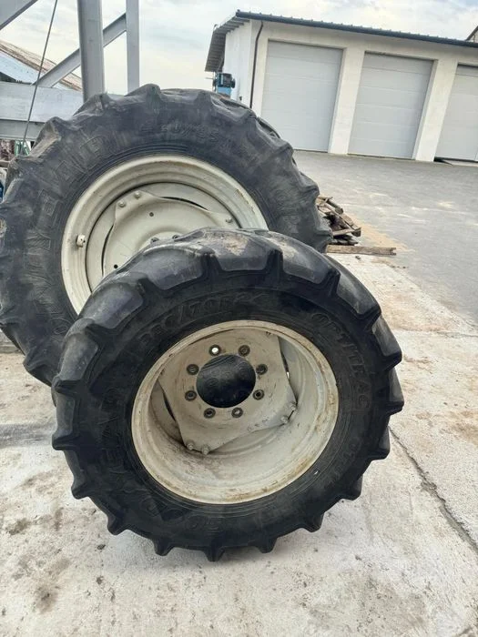 Koła Valtra Fendt MF John Deree 380/70R24 i 420/85R34 – zdjęcie 3
