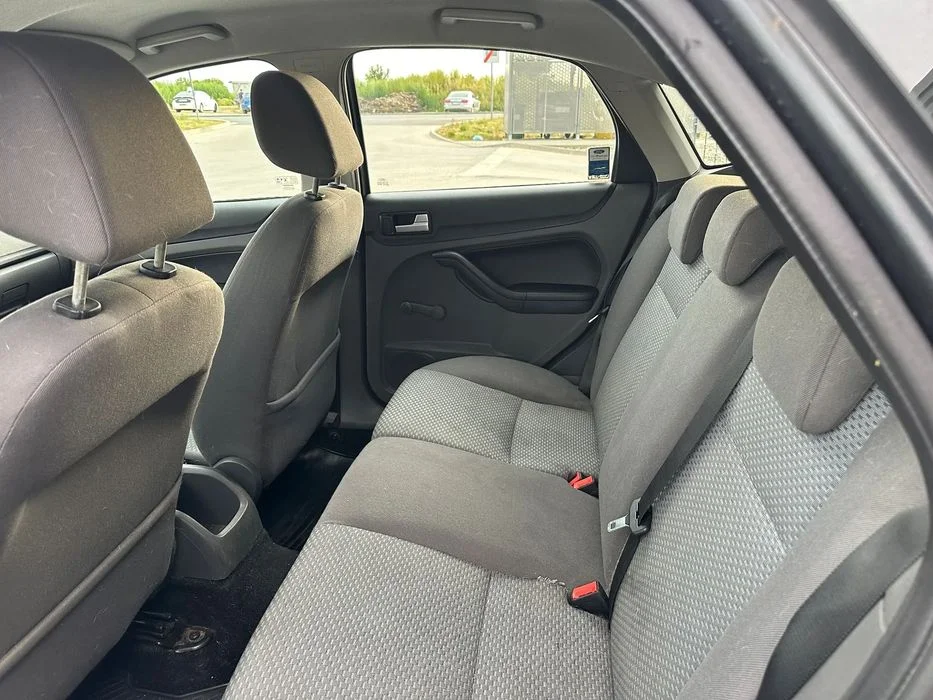 Ford Focus 1,6 Benzyna,Dobry stan – zdjęcie 7