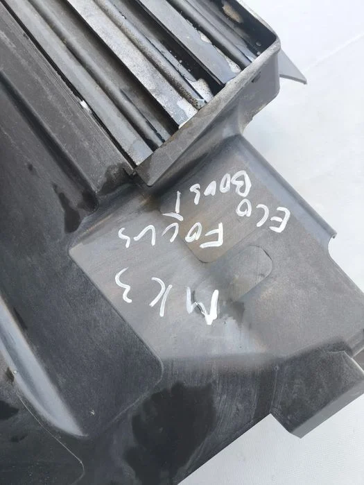 Ford Focus Mk3 Kierownica Wlot Powietrza Żaluzja Roleta Bm51-8475-Cg Bm51-8314-Cc – zdjęcie 3