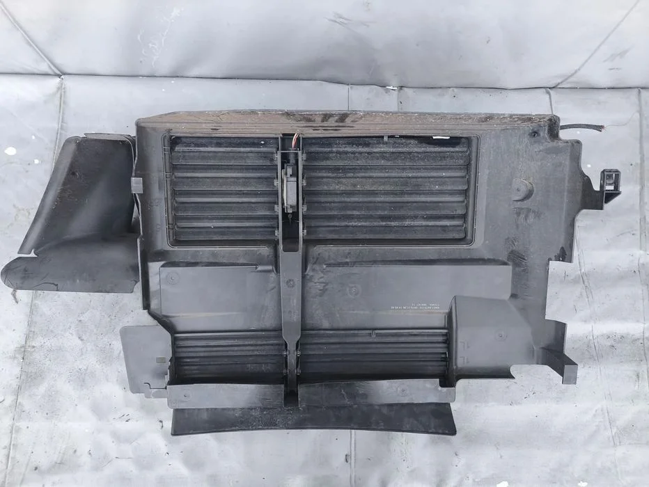 Ford Focus Mk3 Kierownica Wlot Powietrza Żaluzja Roleta Bm51-8475-Cg Bm51-8314-Cc – zdjęcie 5