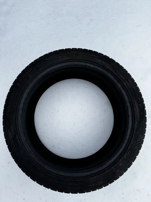 Dwie Opony nokian wr snowproof p 245/40/18 – zdjęcie 4