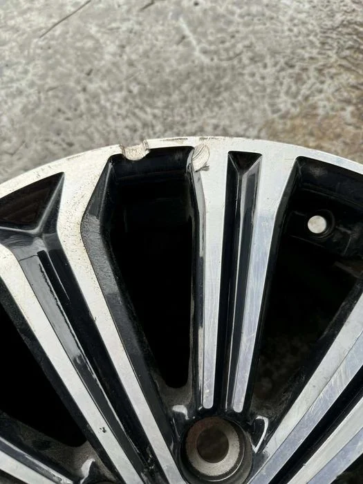 Felga aluminiowa 5x114,3 17x7j et40 Toyota – zdjęcie 2