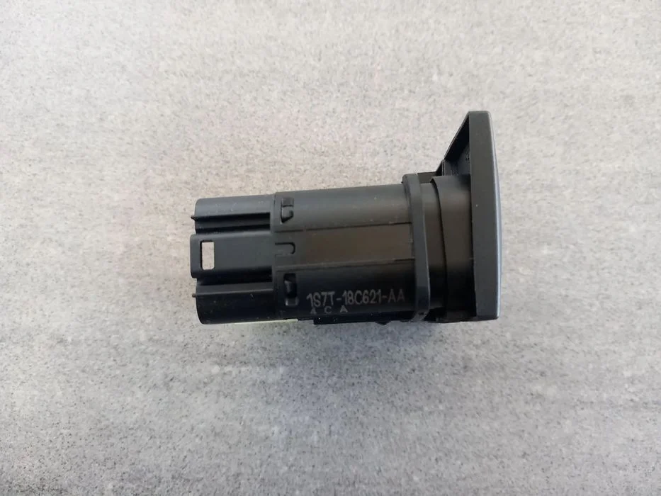 Przełącznik ogrzewania tylnej szyby Ford Mondeo 2000-2007 1122583 – zdjęcie 7
