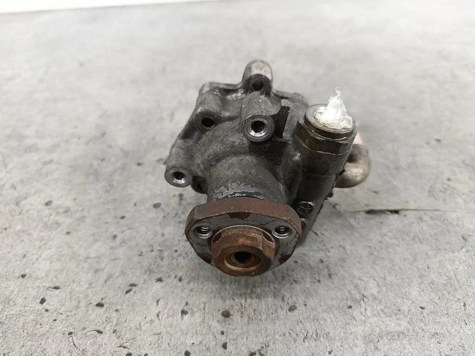 Pompa Wspomagania Vw Golf Iv 1J0422154B Kyb 2.0 8V – zdjęcie 2