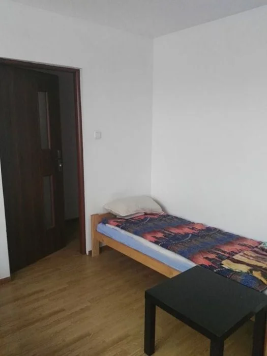 Noclegi Gorzkowice noclegi tanie kwatery pracownicze, centrum, Wi-Fi – zdjęcie 6