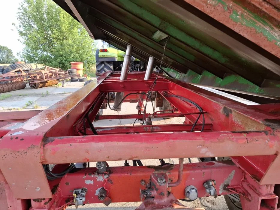 Przyczepa Kroger korten 18 ton 3 stronny wywrot import niemcy – zdjęcie 2