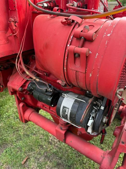 Władimirec T-25A ciągnik rolniczy – zdjęcie 8