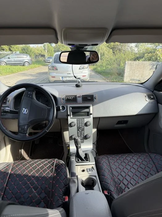 Volvo V50 2.0 2004 rok – zdjęcie 3