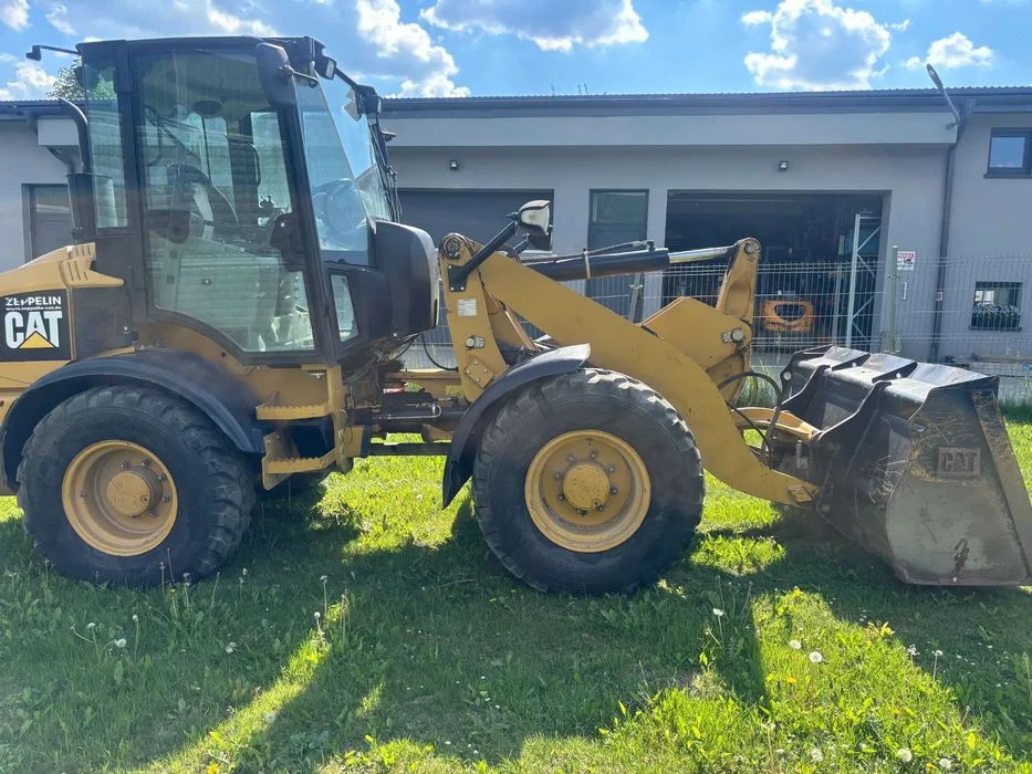 Caterpillar 908H Ładowarka kołowa CAT908 H z 2013r.łyżka sprowadzona
