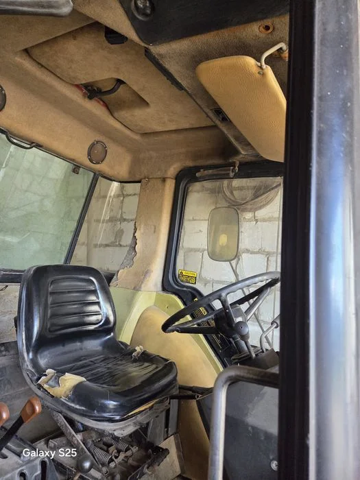 Case 585 XL international uszkodzony – zdjęcie 6