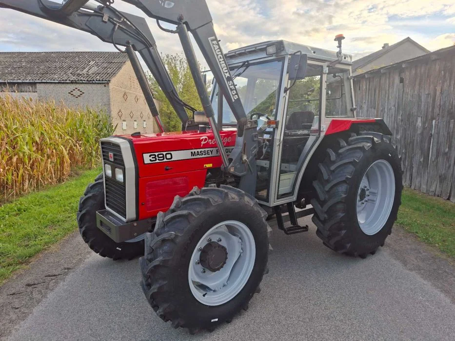 Massey Ferguson 390