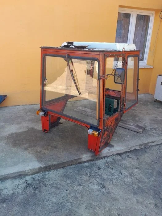Kabina do Ciągnika Gruby Materiał Mocowana na Poduszkach Solidna kompletna – zdjęcie 12