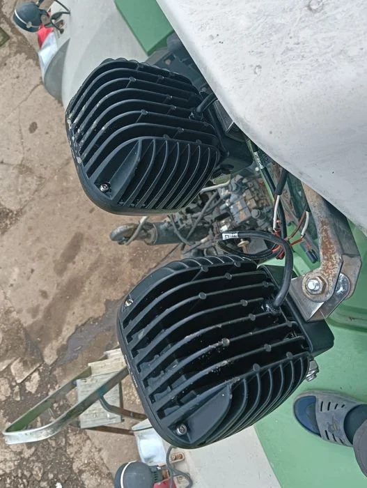Lampy ledowe Fendt 828 halogeny 936 – zdjęcie 5
