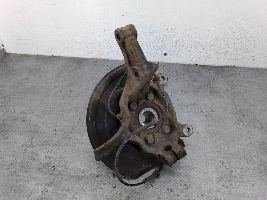 Zwrotnica Lewy Przód Nissan Qashqai +2 I 40015-Jd040 2.0 16V – zdjęcie 7